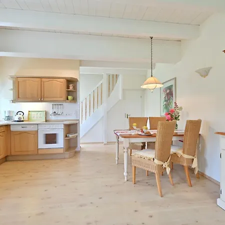 - 2 Apartment Vilmnitz